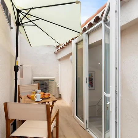 Suquet Lovers- Centre Historique Apartment Cannes